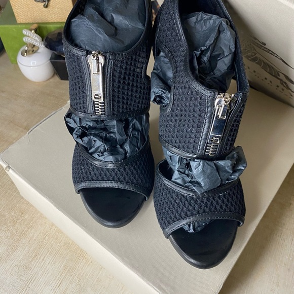 Burberry Black Mesh 115 Black Platform Sandal - Picture 11 of 16